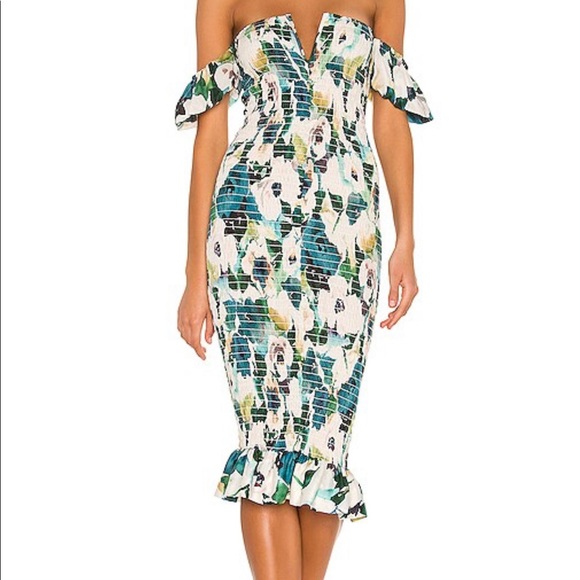 Sun Becomes Her Smocked Dress - Picture 4 of 5